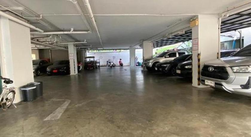 Pannapat Place Bangkok Exterior photo